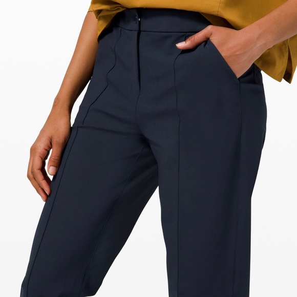 Lululemon Women’s Wrapstreme High-Rise Jogger 7/8 - Picture 4 of 7